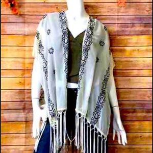 NWT UMGEE COWGIRL FRINGE KIMONO BLOUSE LG/XL